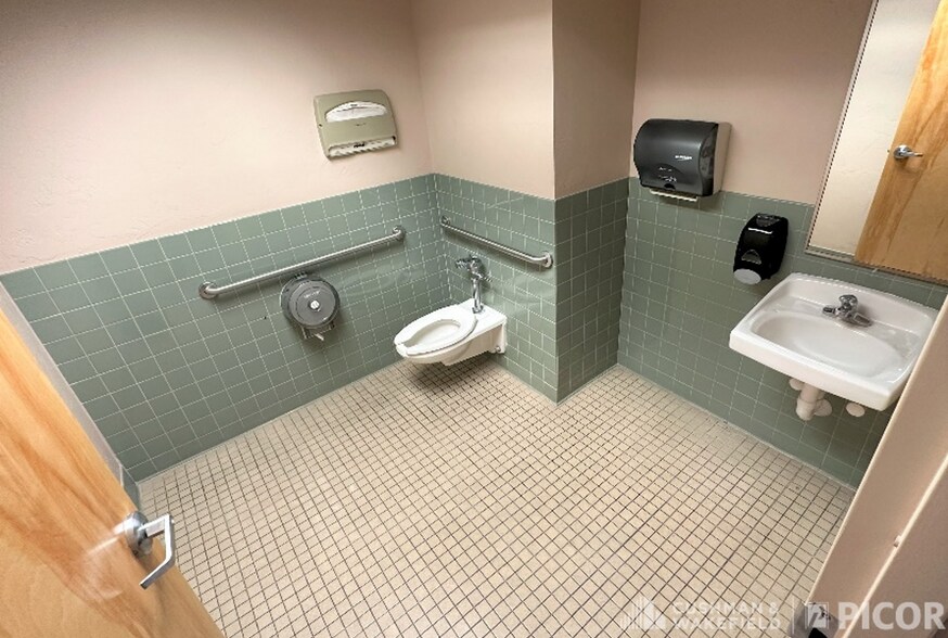 More Photos Of 56 W Congress St, Tucson Storefront Retail Office For Lease