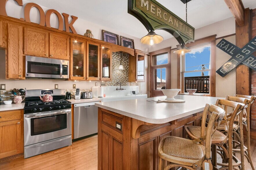 More Photos Of 308 S 2nd St, Laramie Storefront Retail Residential For Sale