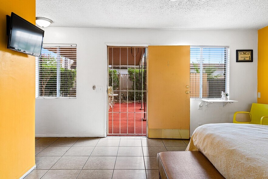 More Photos Of 66665 1st St, Desert Hot Springs Apartments For Sale