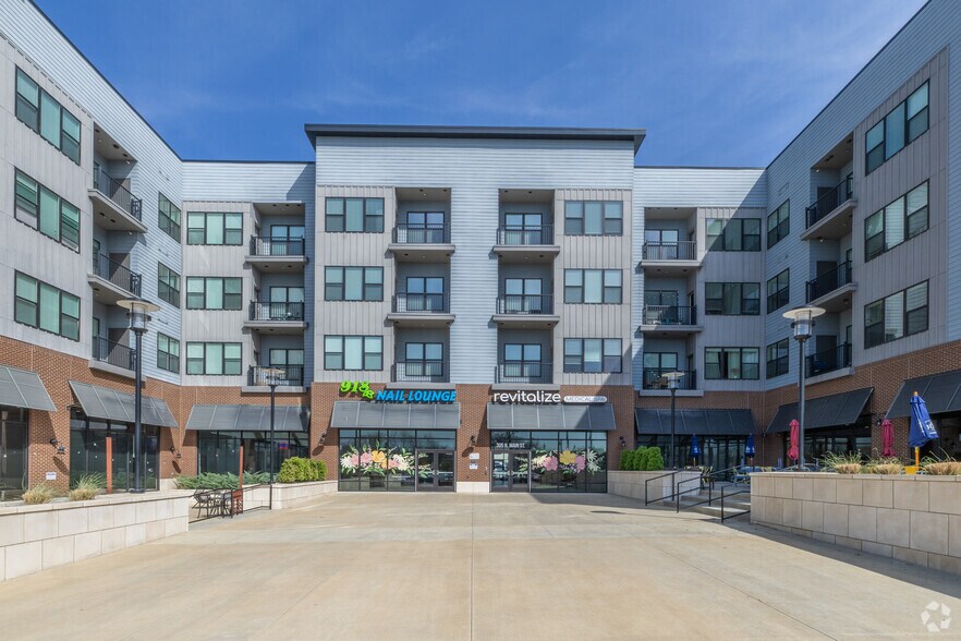 More Photos Of 305 N Main St, Broken Arrow Apartments For Lease