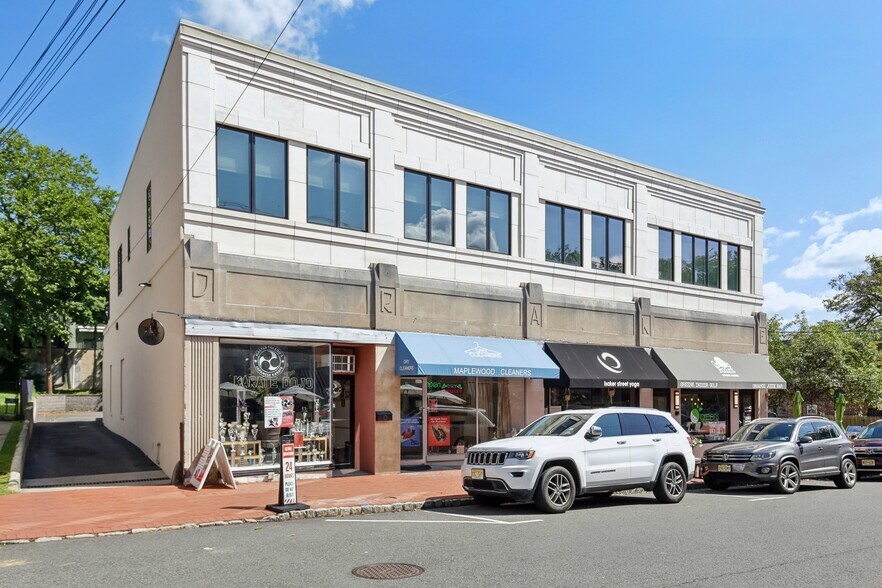 More Photos Of 97 Baker St, Maplewood Storefront For Sale