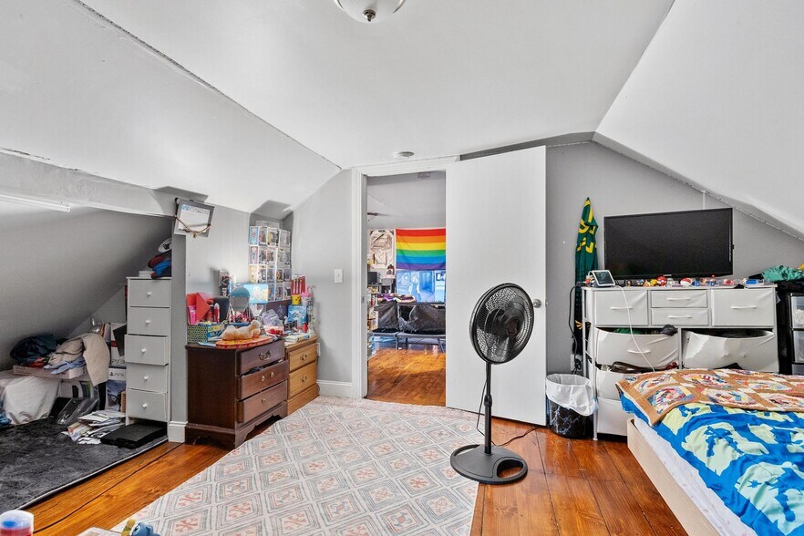 More Photos Of 22 Goddard St, Southbridge Apartments For Sale