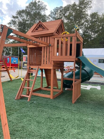 More Photos Of 422 County Road 5000, Cleveland Light Distribution For Sale