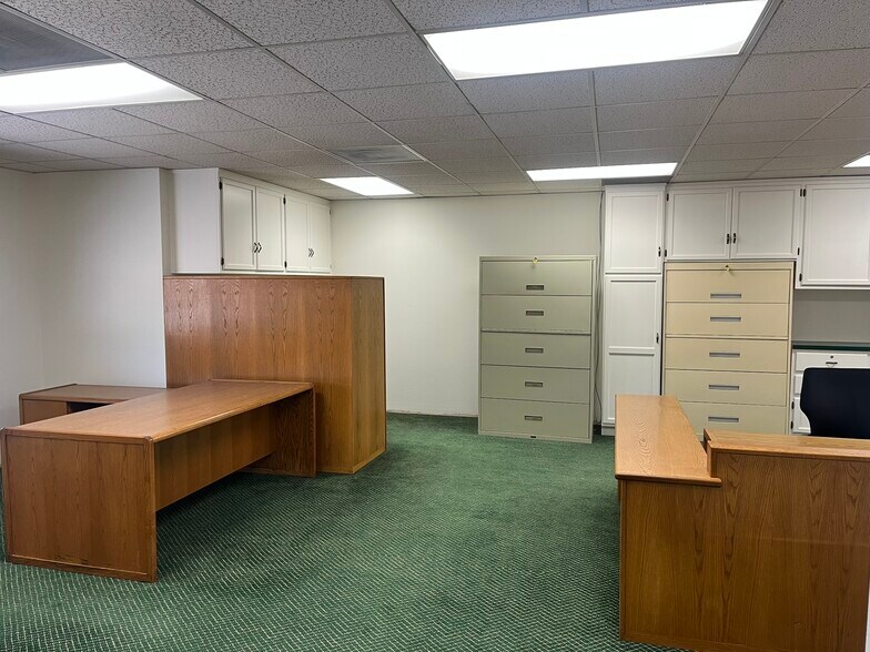 More Photos Of 3814 Colorado Blvd, Pasadena Loft Creative Space For Lease