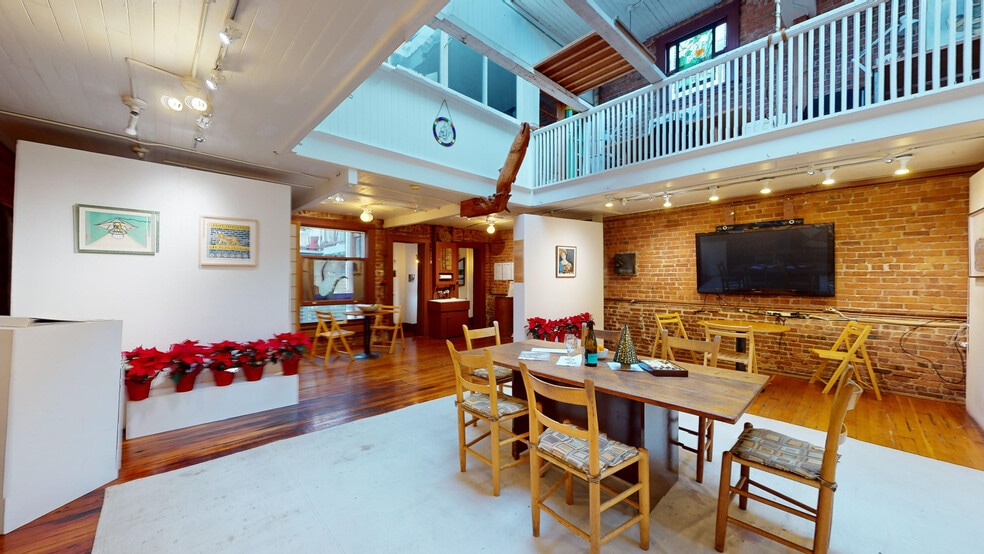 More Photos Of 708-710 Montgomery St, San Francisco Coworking Space