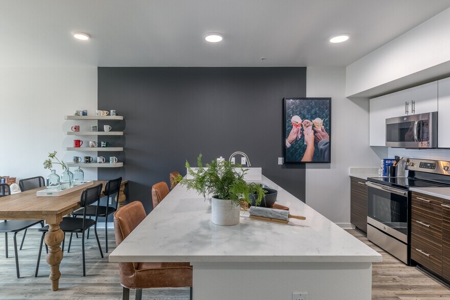 More Photos Of 3850 N Mississippi Ave, Portland Apartments For Lease