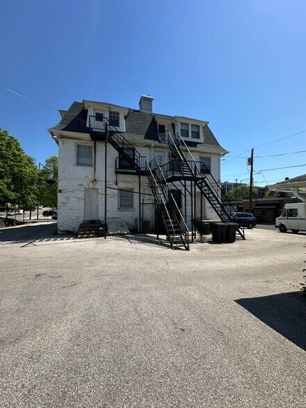 More Photos Of 110-112 Bala Ave, Bala Cynwyd Office For Sale