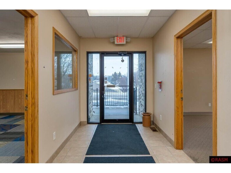 More Photos Of 608 Walnut Ave, Madison Lake Medical For Sale