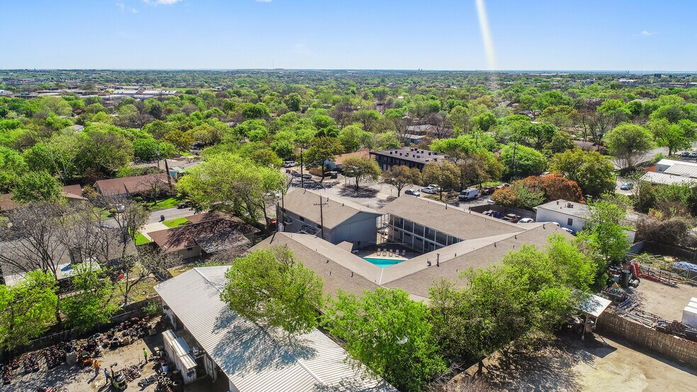 More Photos Of , Austin Multifamily For Sale