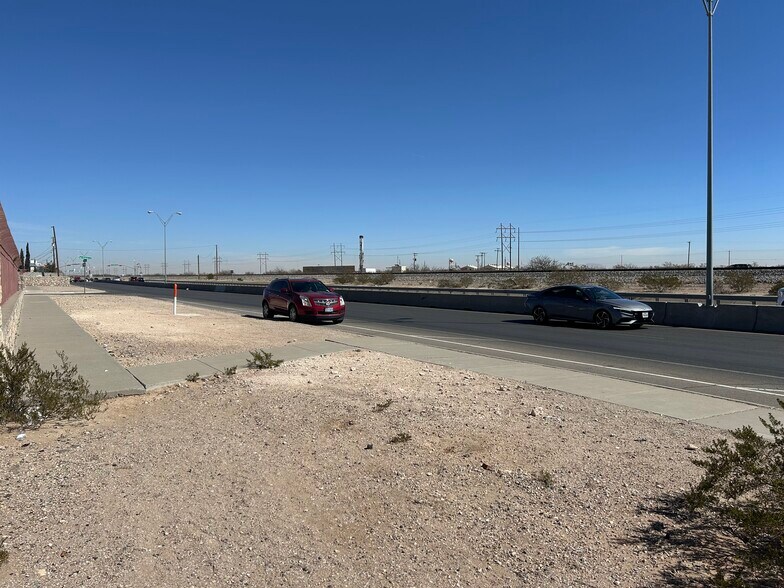 More Photos Of 9000 Railroad Rd, El Paso Land For Sale