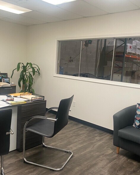 More Photos Of 8292-8320 NW 14th St, Doral Warehouse For Lease
