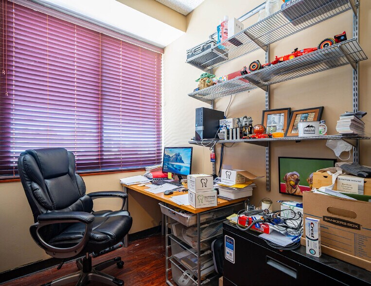 More Photos Of 690 Morrison Rd, Columbus Medical For Sale