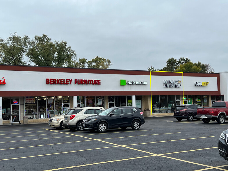 Primary Photo Of 5515-5545 W Saint Charles Rd, Berkeley General Retail For Lease