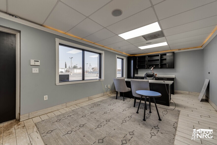 More Photos Of 3705 W Wall St, Midland Industrial For Sale