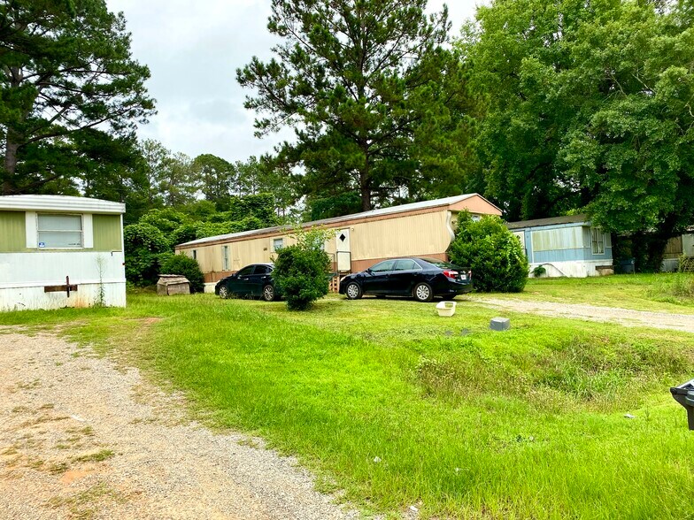 More Photos Of 4915 US Highway 80, Selma Manufactured Housing Mobile Home Park For Sale