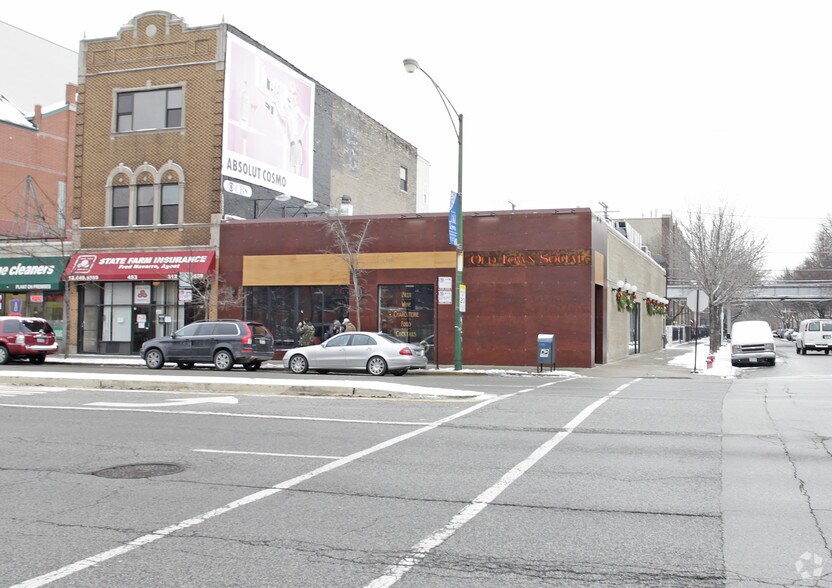 More Photos Of 455 W North Ave, Chicago Restaurant For Lease