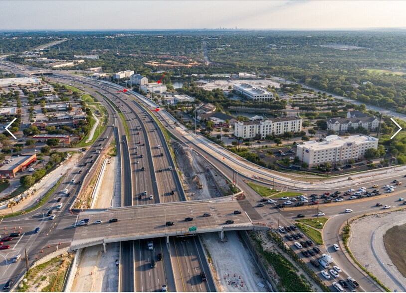 More Photos Of 12400 N Interstate 35, Austin Veterinarian Kennel For Sale