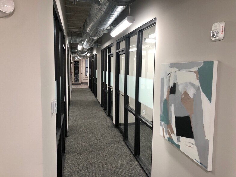 More Photos Of 60 St Francis St, Mobile Coworking Space