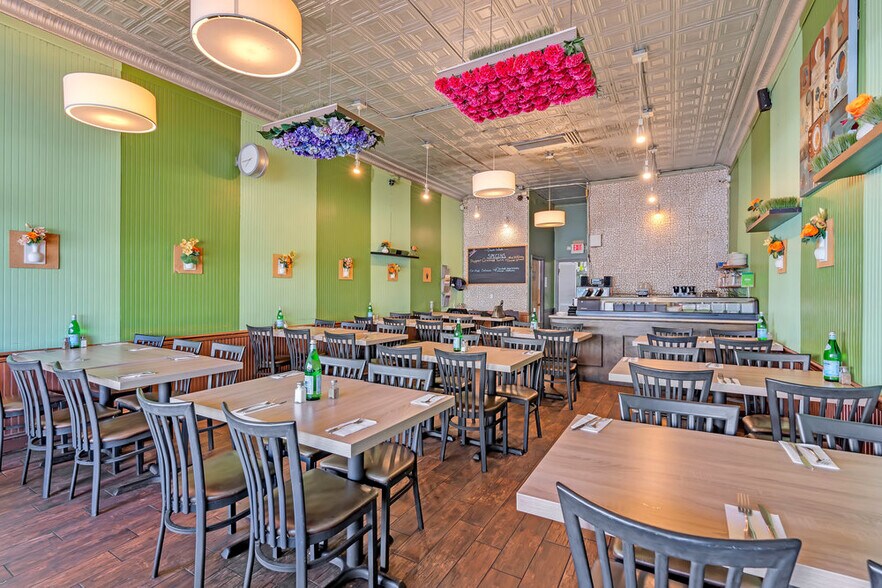 More Photos Of 312 Main St, Allenhurst Storefront For Lease