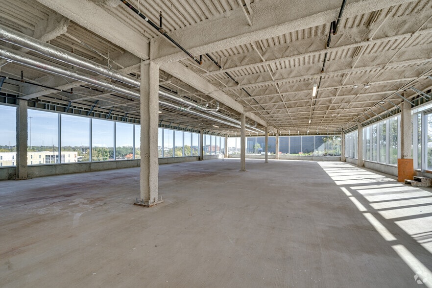 More Photos Of 401 Franklin St, Houston General Retail For Lease