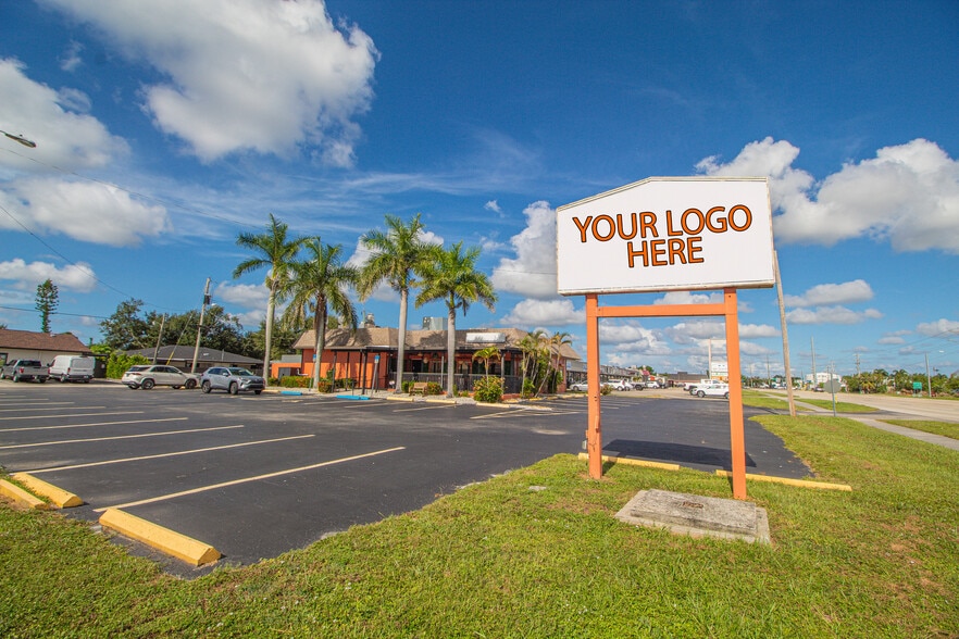 Primary Photo Of 4400 Hancock Bridge Pky, North Fort Myers Restaurant For Sale