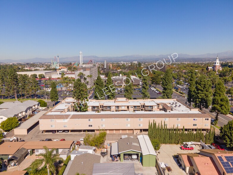More Photos Of 7720 Crescent Ave, Buena Park Apartments For Sale
