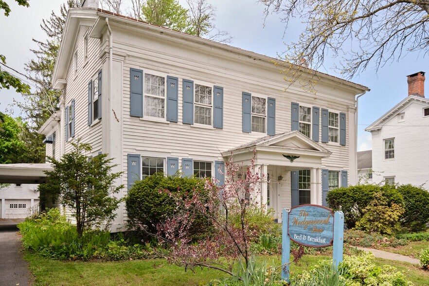 More Photos Of 267 Main St, Schoharie Hospitality For Sale