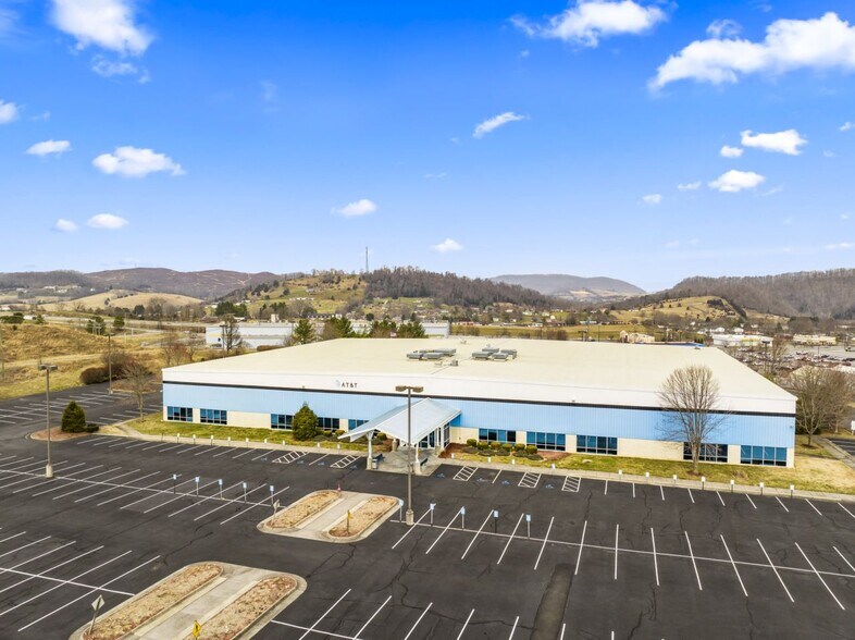 More Photos Of 978 Regional Park Rd, Lebanon Medical For Sale