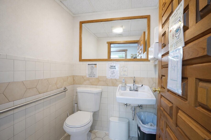 More Photos Of 403 E First St, Trinidad Office For Sale