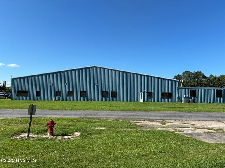 More Photos Of 161 T Com Dr, Elizabeth City Warehouse For Sale