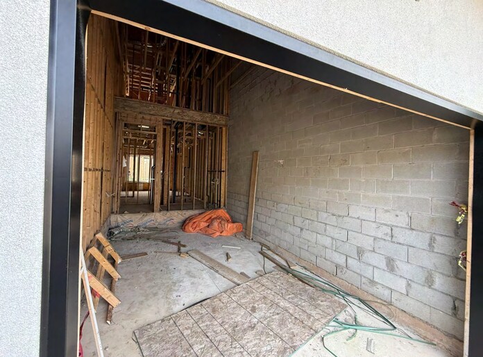 More Photos Of 2700 Mewburn Rd, Niagara Falls Apartments For Sale