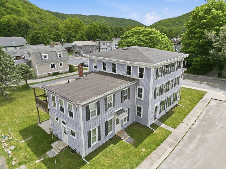 More Photos Of 20 Main St, Chester Office Residential For Sale