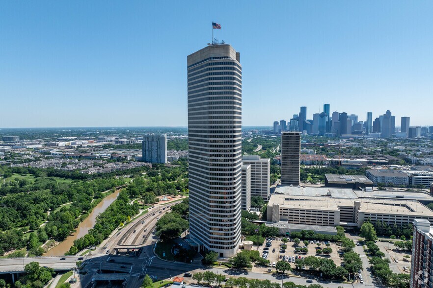 Primary Photo Of 2929 Allen Pky, Houston Coworking Space