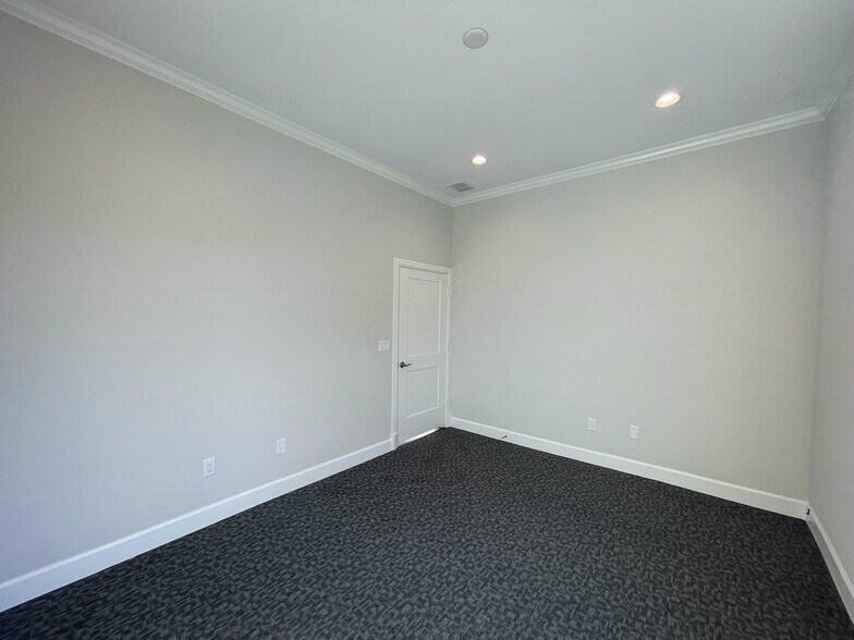 More Photos Of 7700 Preston Rd, Frisco Medical For Lease