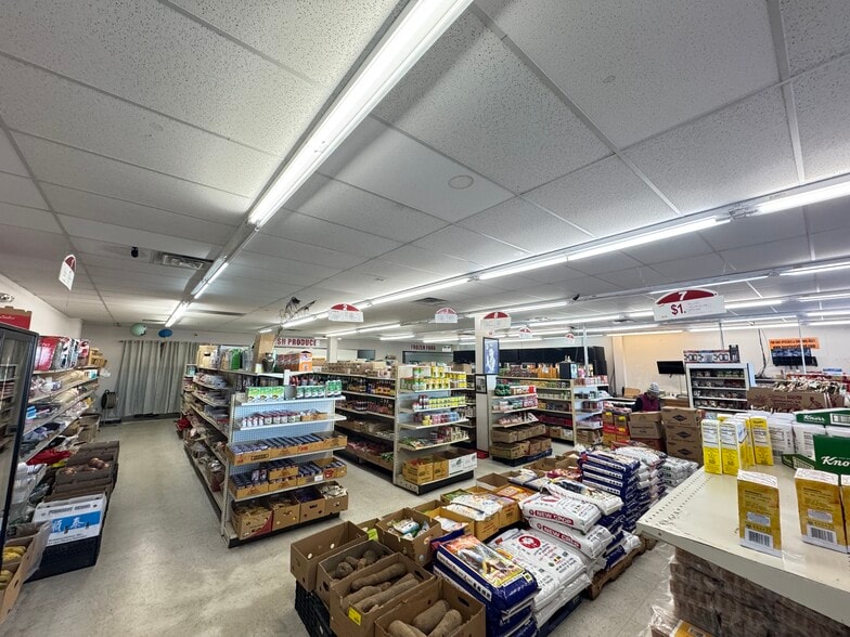 More Photos Of 1101 N McCord Rd, Toledo Storefront For Lease