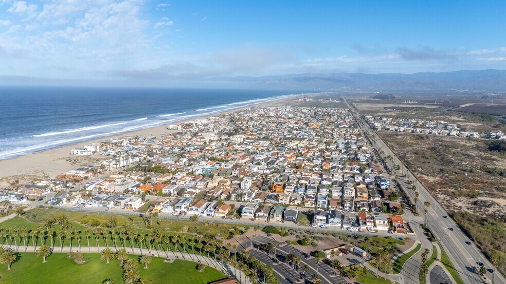 More Photos Of 4903 Nautilus St, Oxnard Apartments For Sale