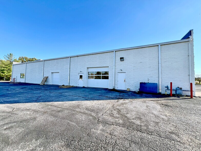 More Photos Of 501 Salem Pl, Fairview Heights Auto Dealership For Sale