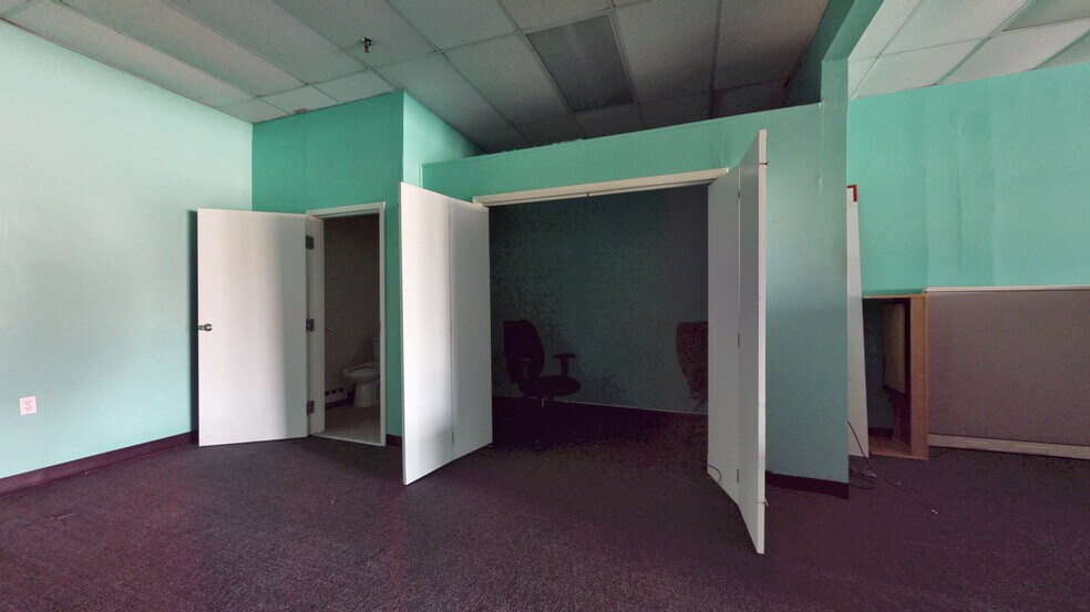 More Photos Of 45 S New York Ave, Galloway Unknown For Lease