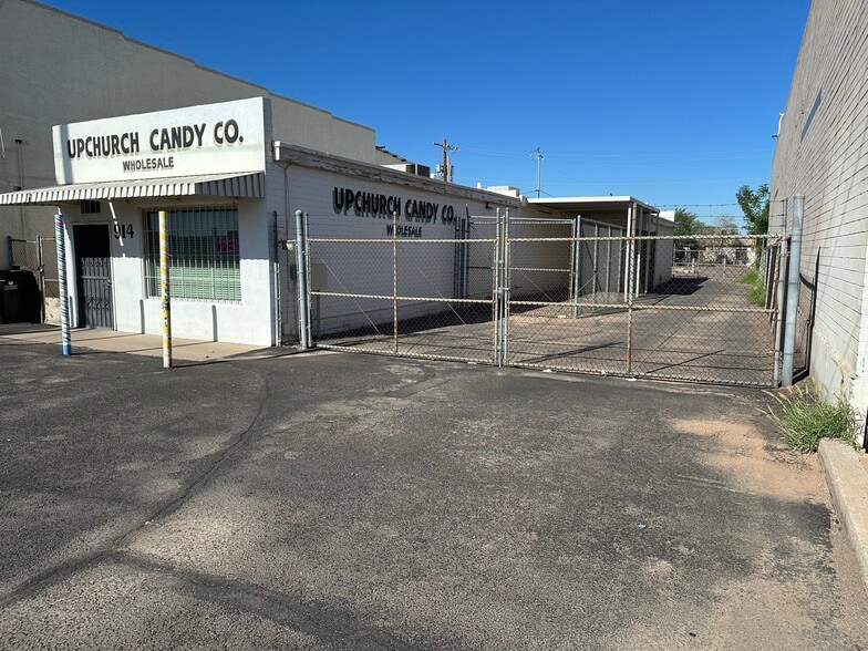 Primary Photo Of 914 N 24th St, Phoenix Freestanding For Sale