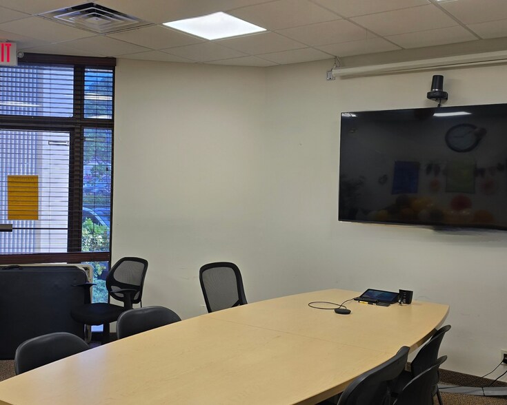 More Photos Of 3511 NE 22nd Ave, Fort Lauderdale Office For Lease