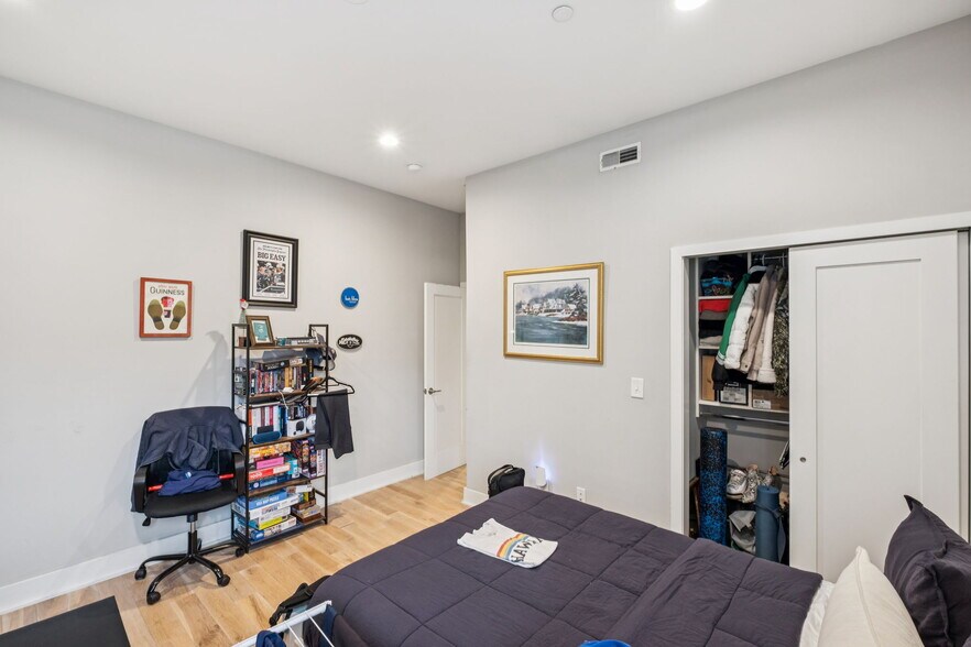 More Photos Of 1516 Green St, Philadelphia Apartments For Sale