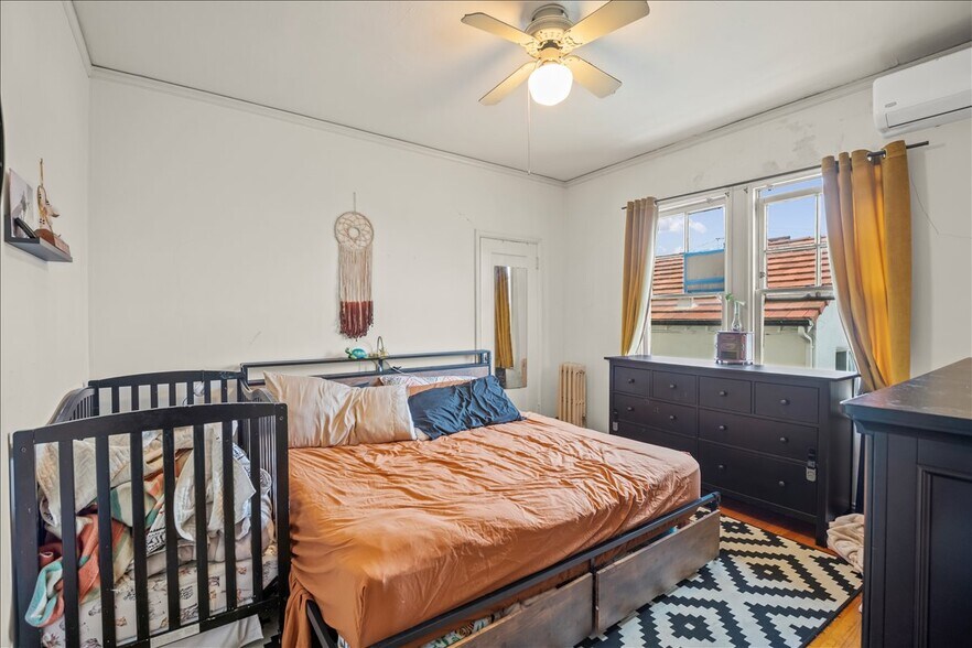 More Photos Of 3719 Emerson St, Oakland Apartments For Sale