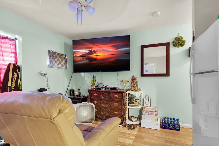 More Photos Of 912 Pohalski St, Key West Multifamily For Sale