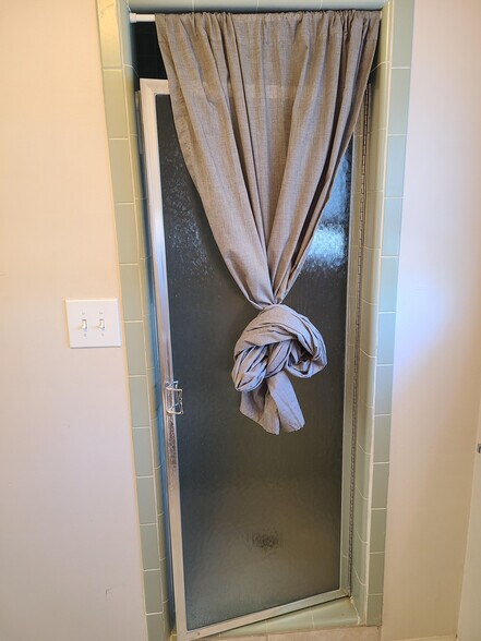 More Photos Of 614 E Broadway St, Mount Pleasant Coworking Space