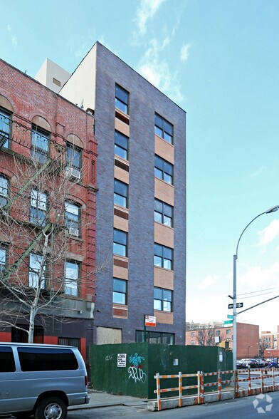 More Photos Of 1674 Park Ave, New York Apartments For Sale