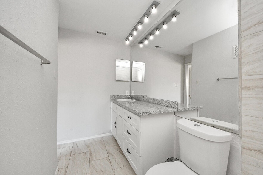 More Photos Of , Houston Multifamily For Sale