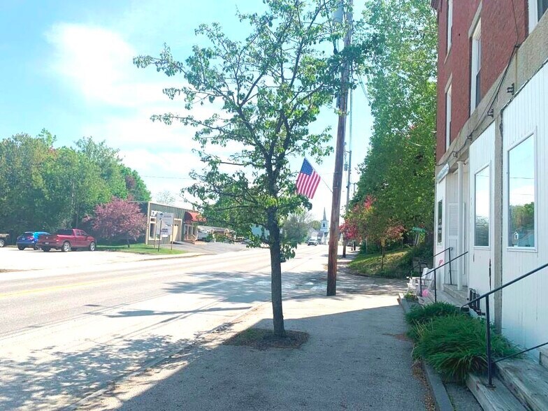 More Photos Of 115 Main St, Winterport Apartments For Lease