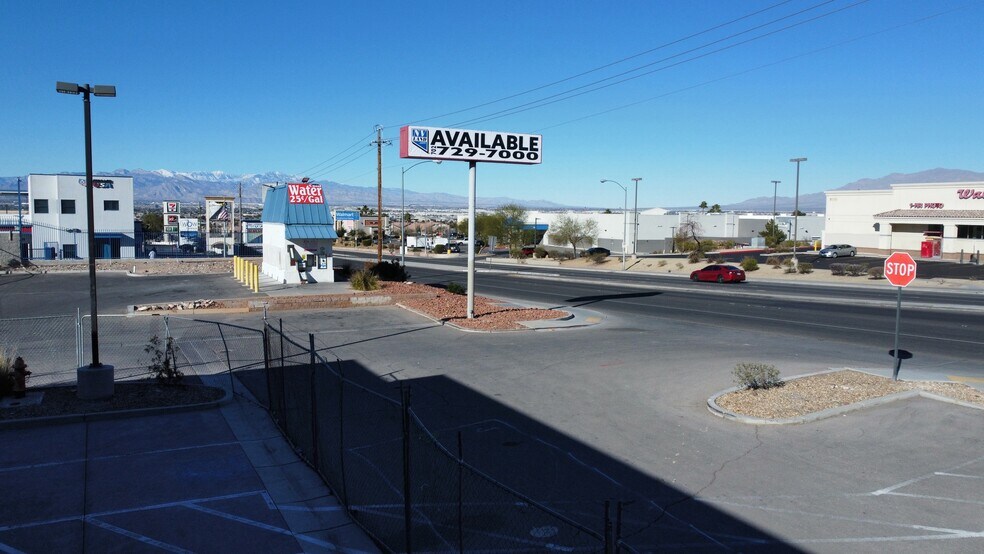 More Photos Of 6665 E Lake Mead Blvd, Las Vegas General Retail For Lease