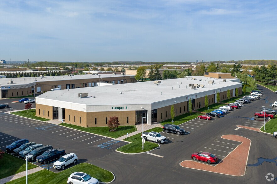 More Photos Of 274-300 Raritan Center Pky, Edison Warehouse For Lease