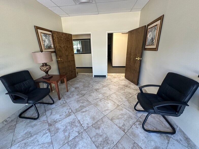 More Photos Of 5620 W Sligh Ave, Tampa Office For Sale